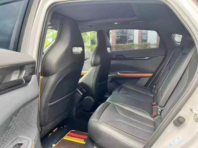 广州23年长安汽车UNI8