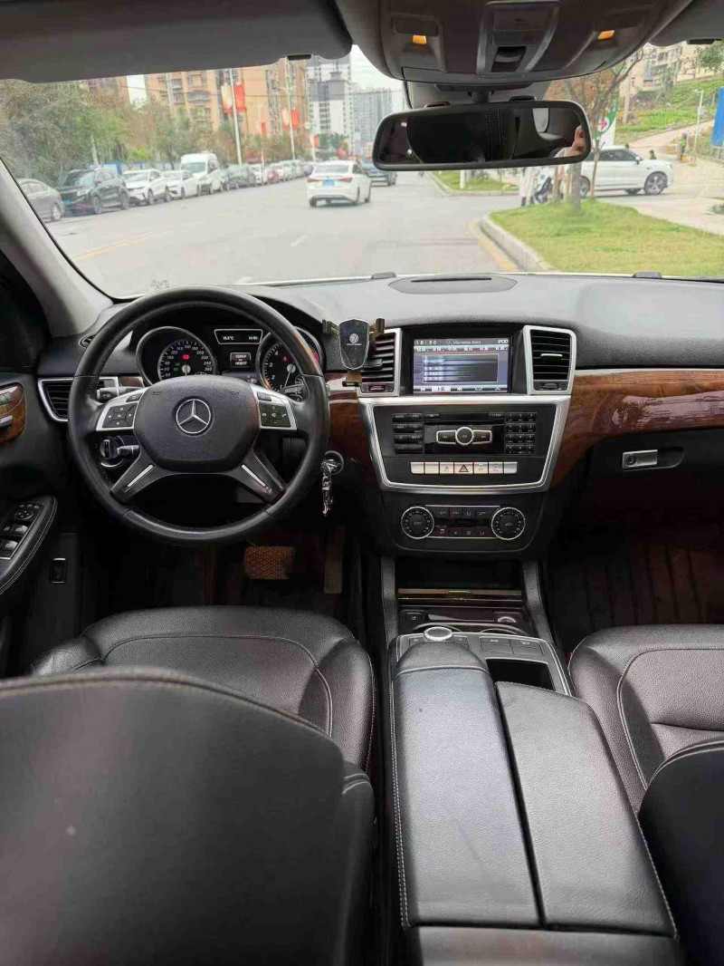 达州15年奔驰ML10
