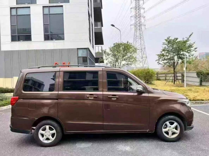 广州20年长安汽车欧诺6