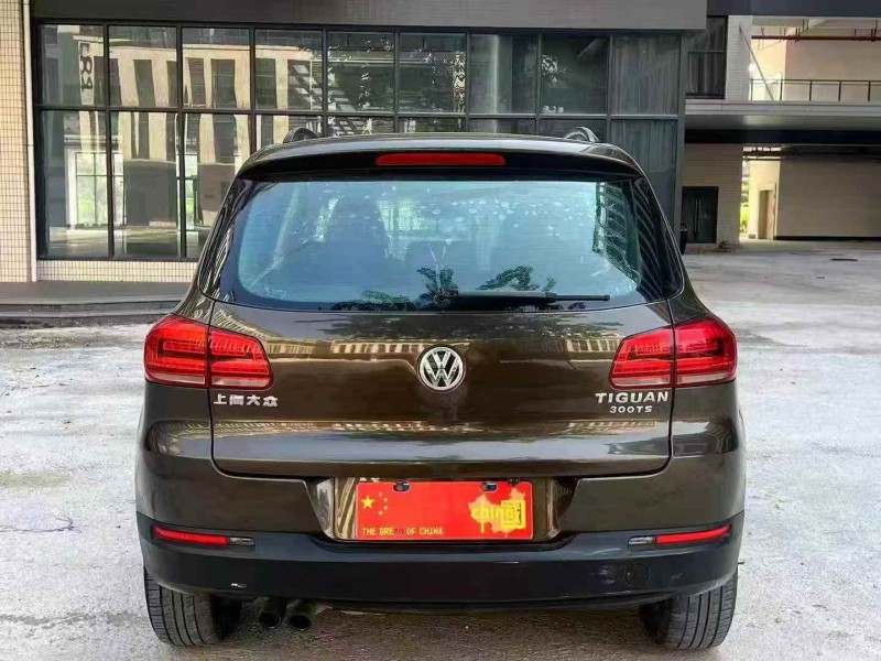 广州16年大众途观5