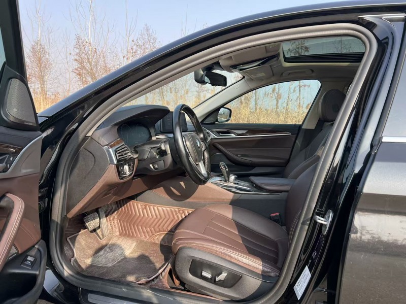 盐城19年宝马5系4