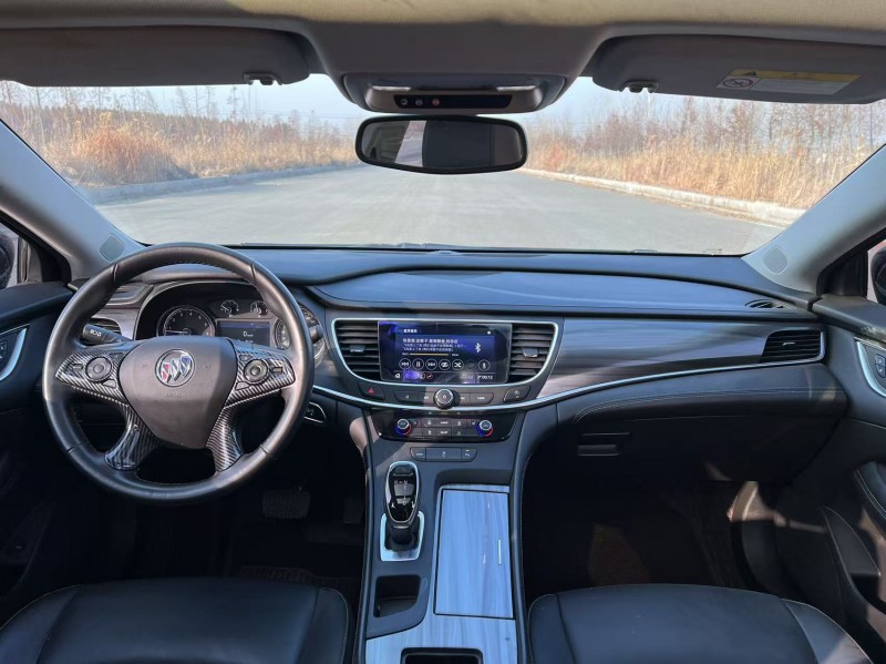 盐城21年别克君越7