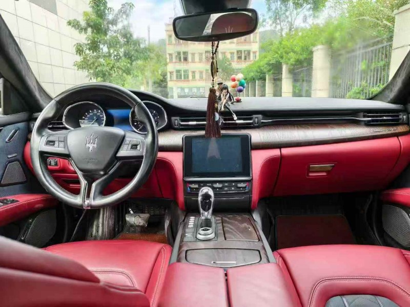 广州19年玛莎拉蒂总裁5