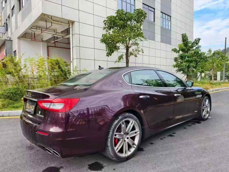 广州19年玛莎拉蒂总裁7