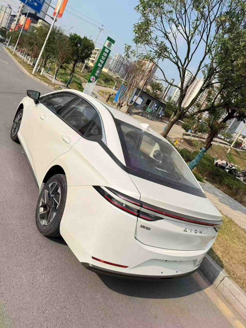 达州25年传祺埃安S4