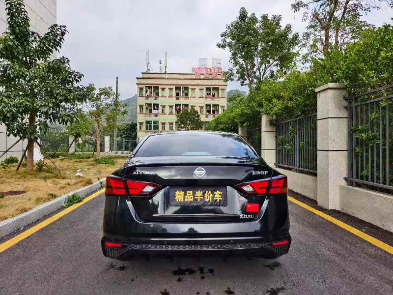 广州21年日产天籁9