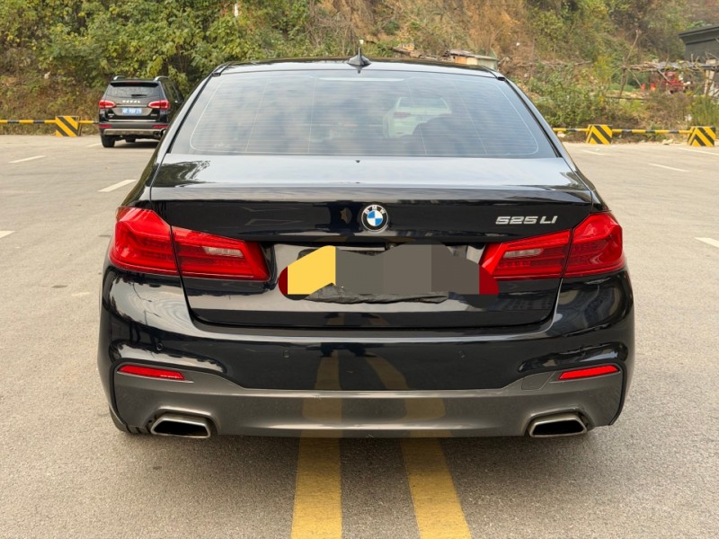 岳阳19年宝马5系5