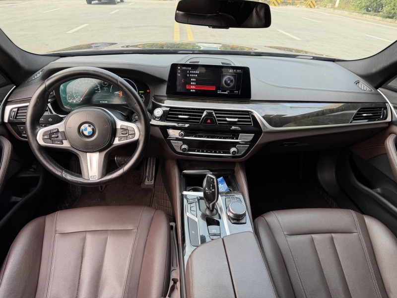 岳阳19年宝马5系6