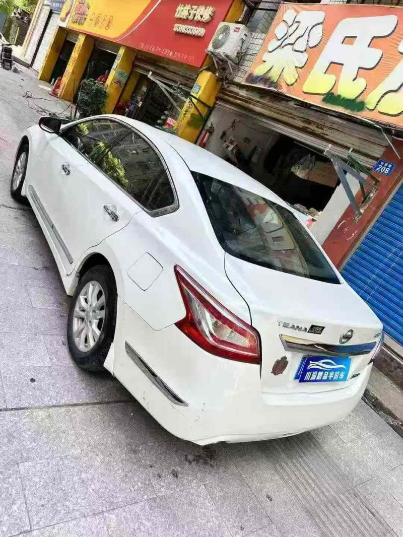 达州15年日产天籁6