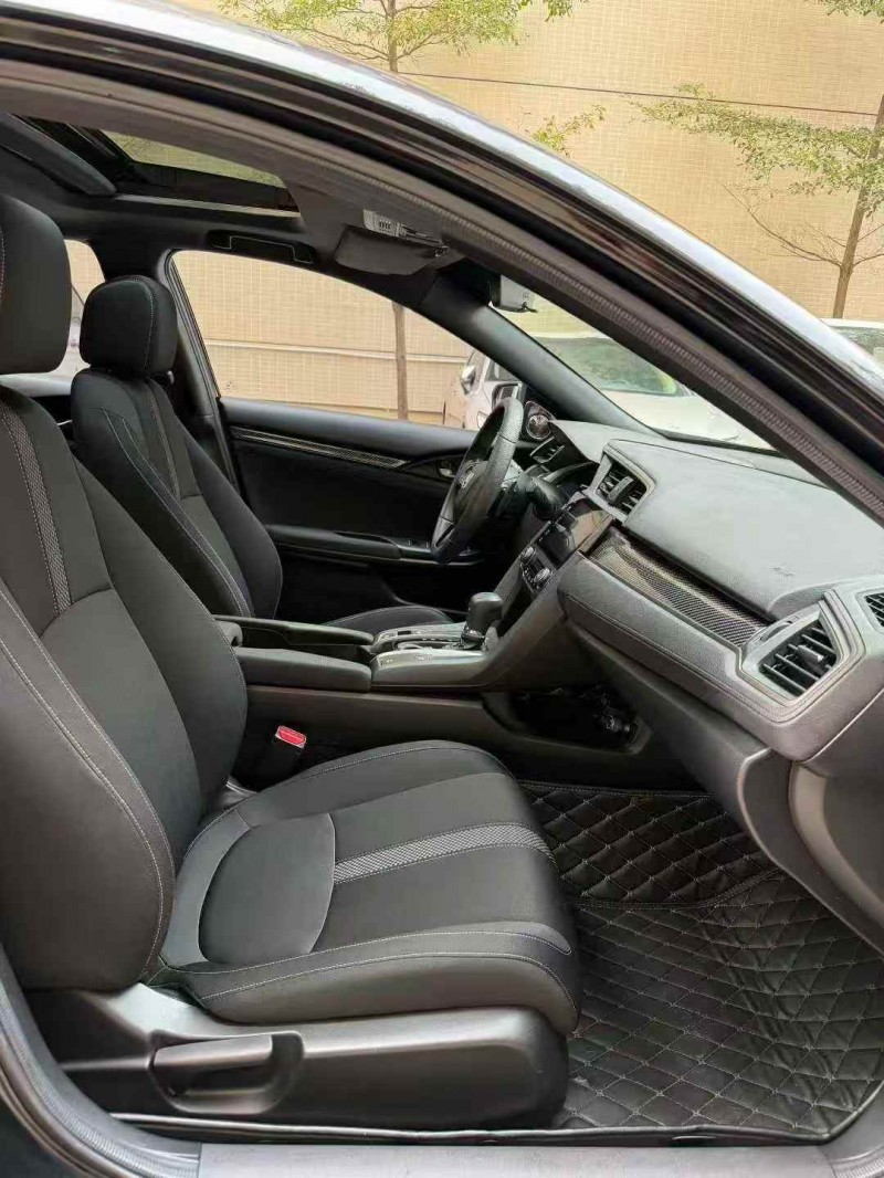 广州22年本田思域6