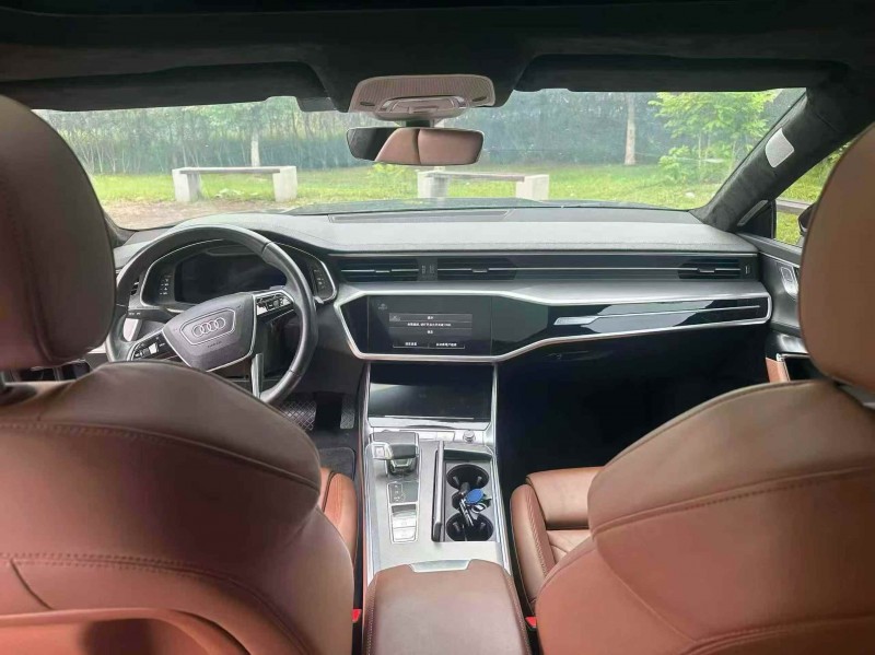 广州23年奥迪A7L6