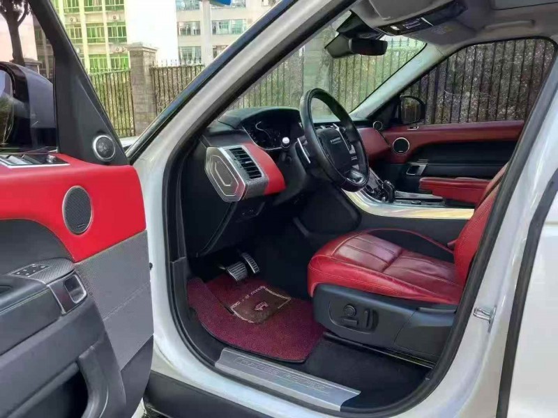 广州19年路虎揽胜运动4