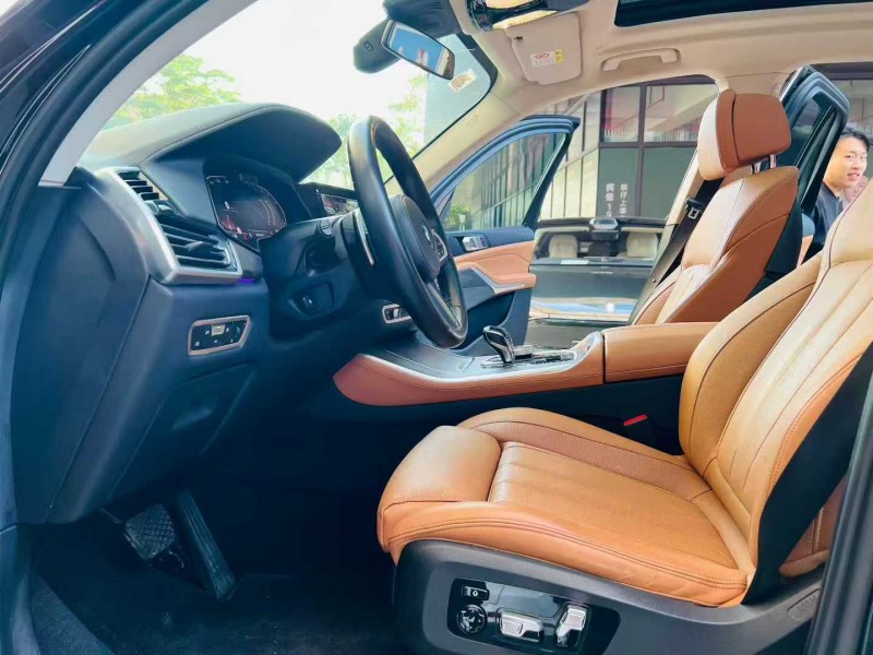 深圳22年宝马X56