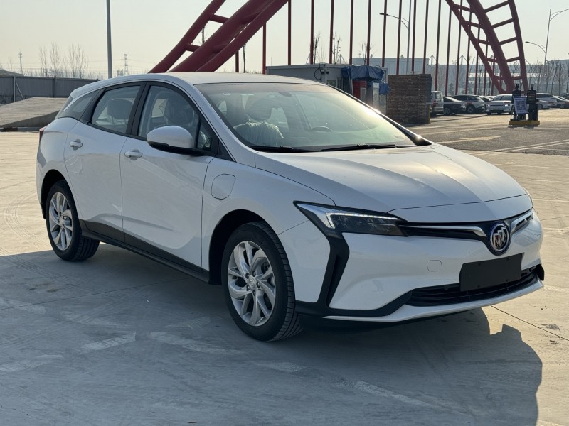 新乡26年别克微蓝3