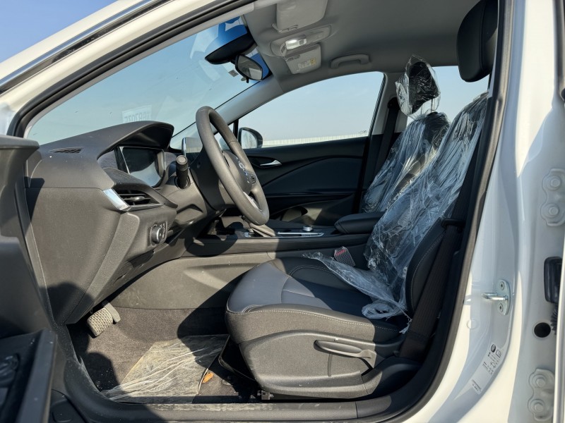 新乡26年别克微蓝4