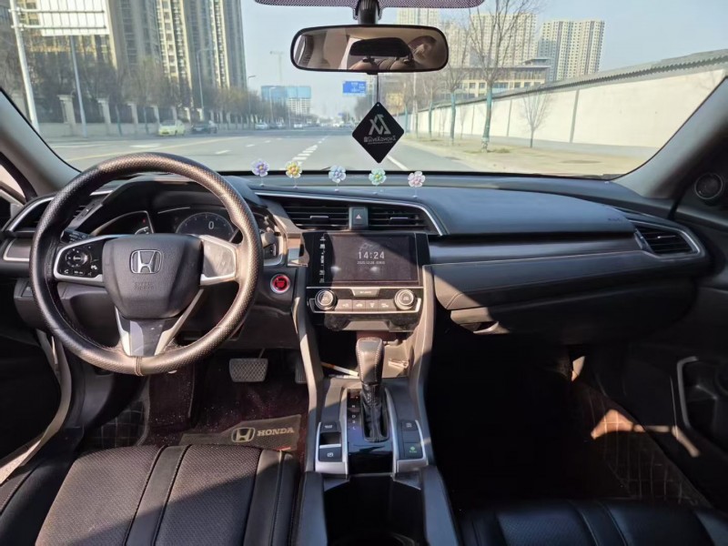 郑州19年本田思域6