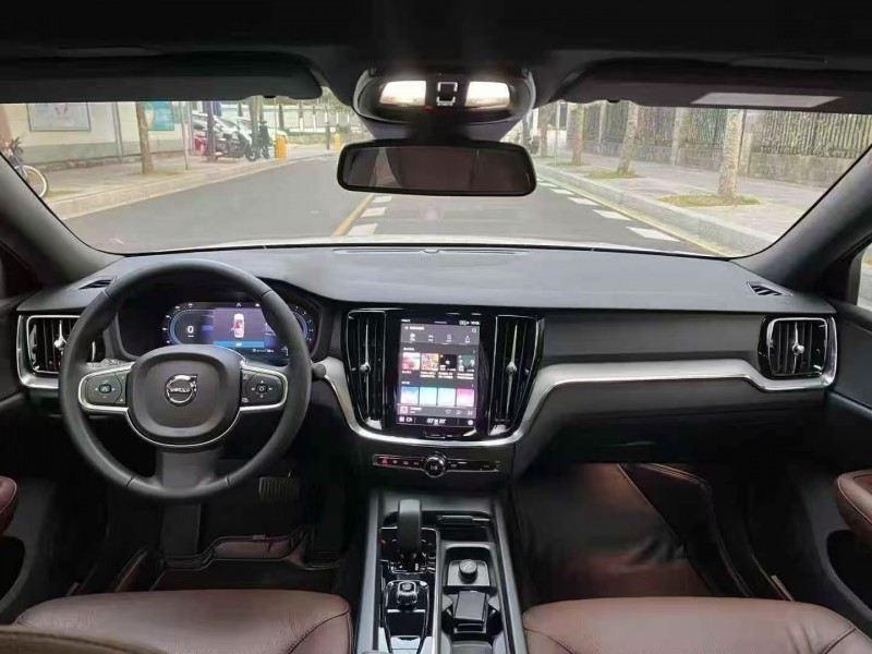 广州23年沃尔沃S60L5