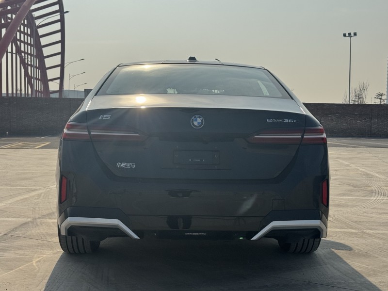 新乡25年宝马I58