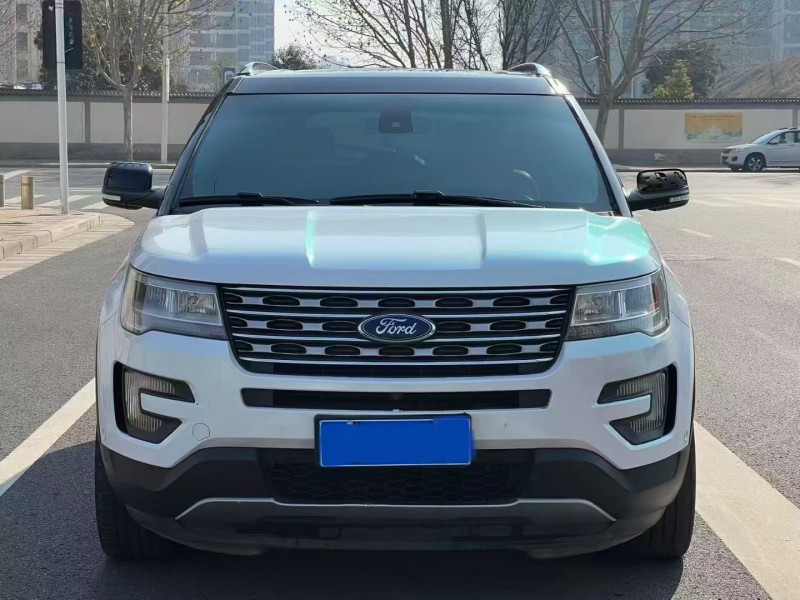 郑州16年福特探险者1