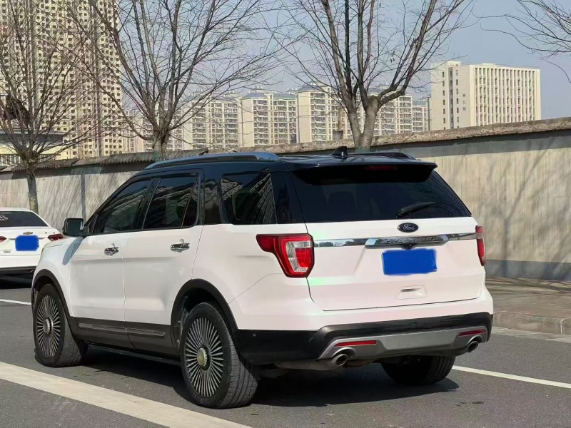 郑州16年福特探险者7