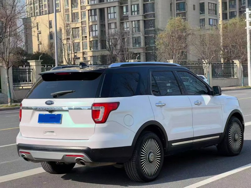 郑州16年福特探险者8