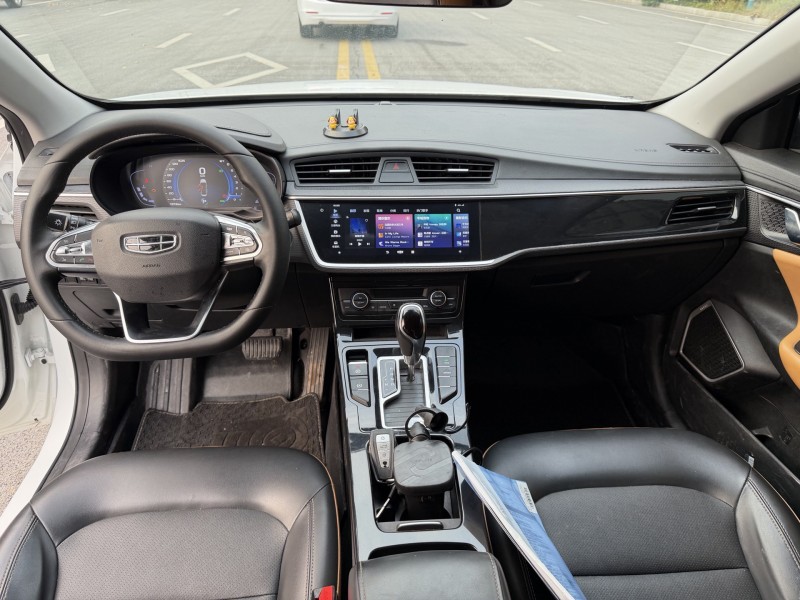 岳阳21年吉利帝豪4