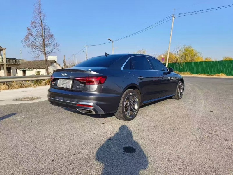 苏州22年奥迪A4L7