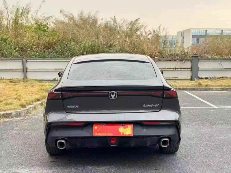 广州25年长安汽车UNI5