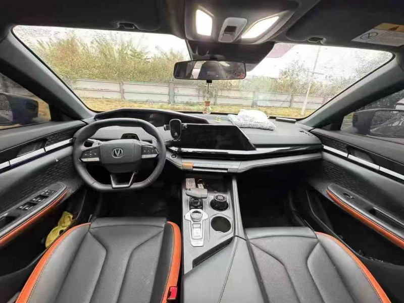 广州25年长安汽车UNI9