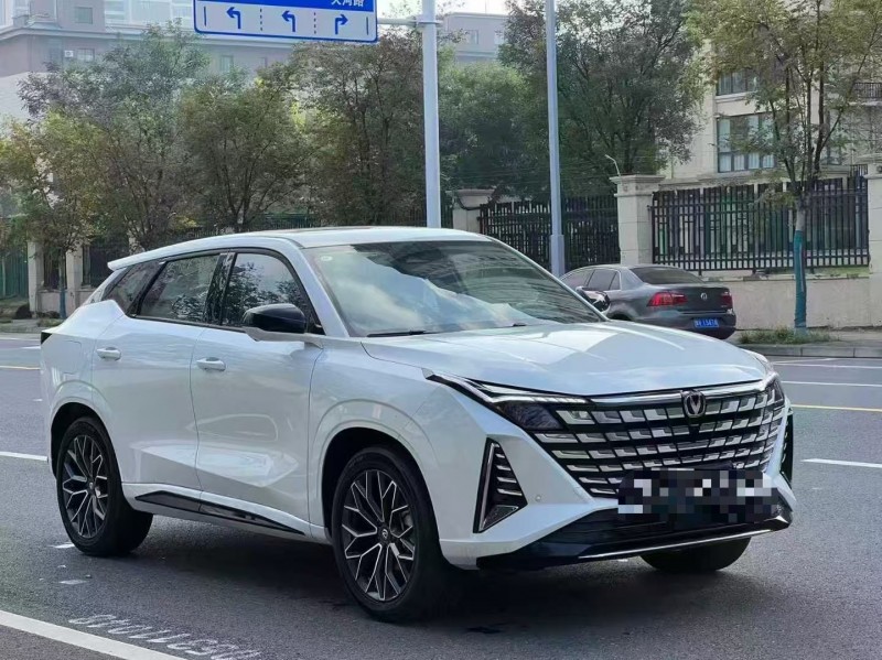 郑州25年长安汽车UNI3