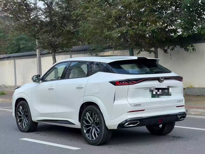 郑州25年长安汽车UNI6