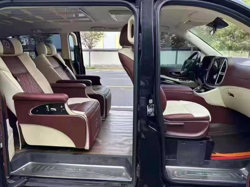 郑州18年奔驰威霆5