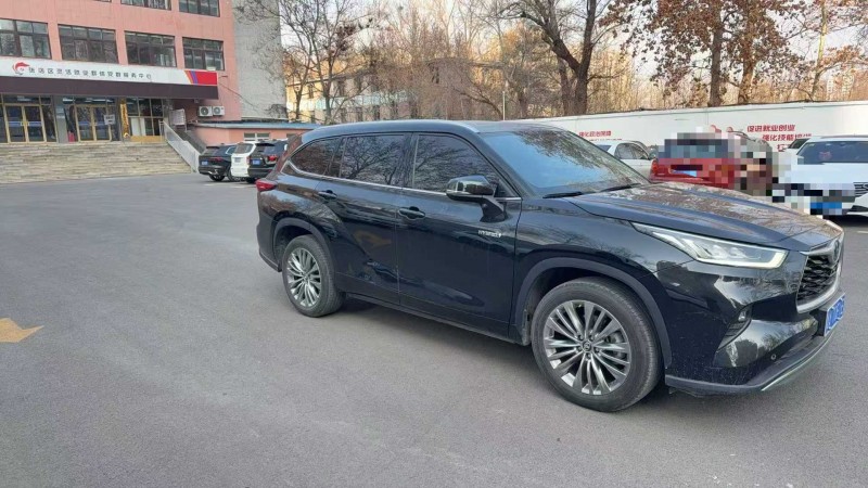 淄博22年丰田汉兰达2