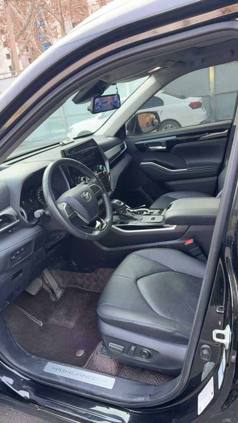 淄博22年丰田汉兰达4