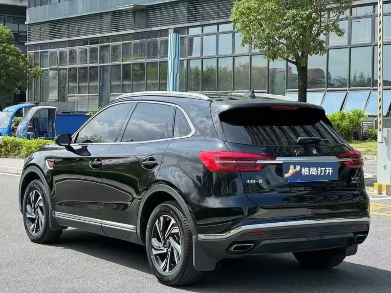 东莞22年红旗HS57