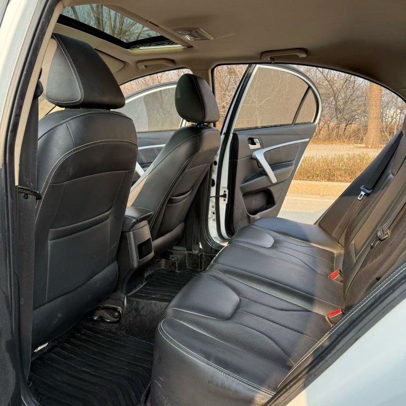 枣庄17年吉利帝豪5