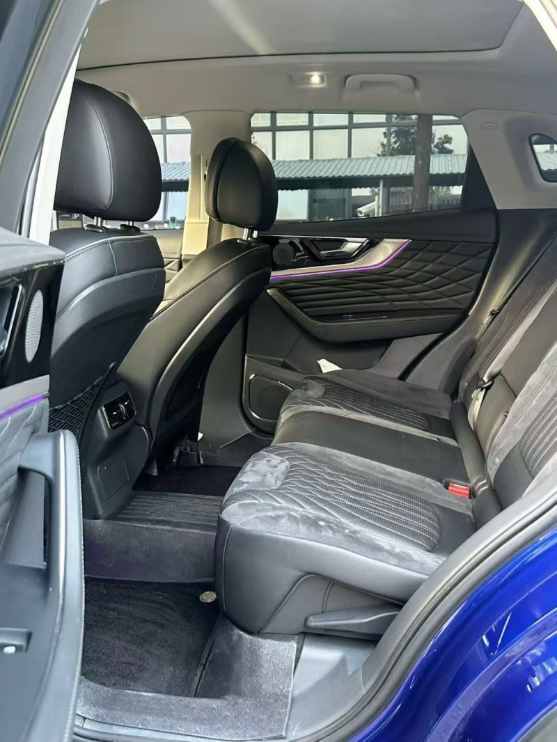 东莞22年红旗HS56