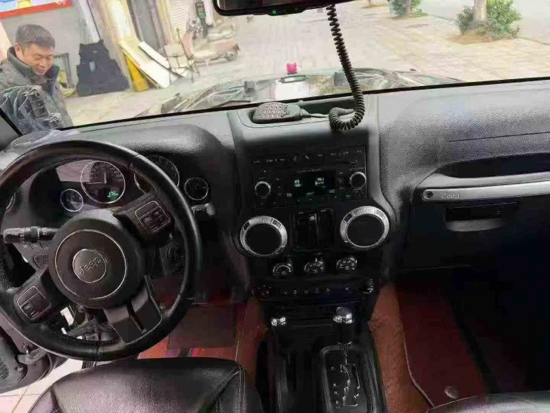 重庆18年Jeep牧马人5