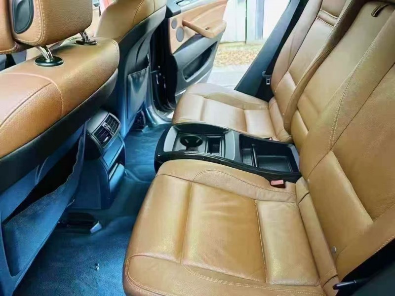 济宁12年宝马X65