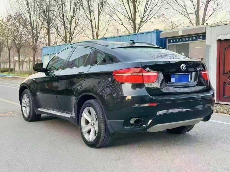 济宁12年宝马X68