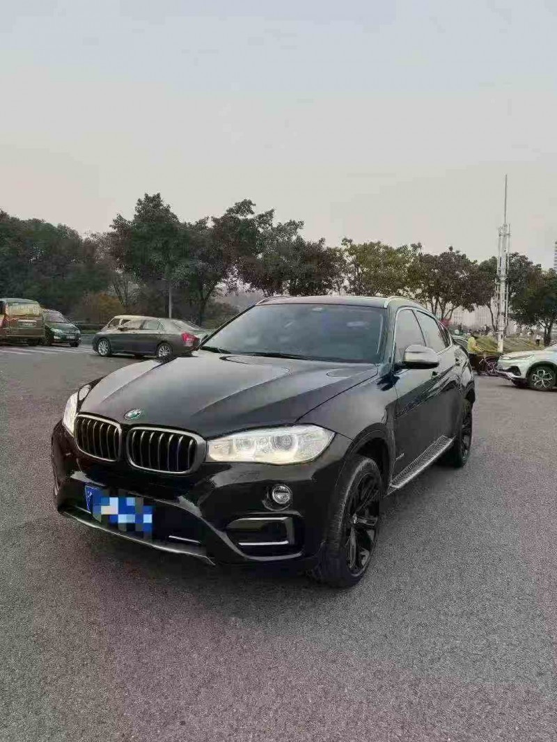 重庆18年宝马X63