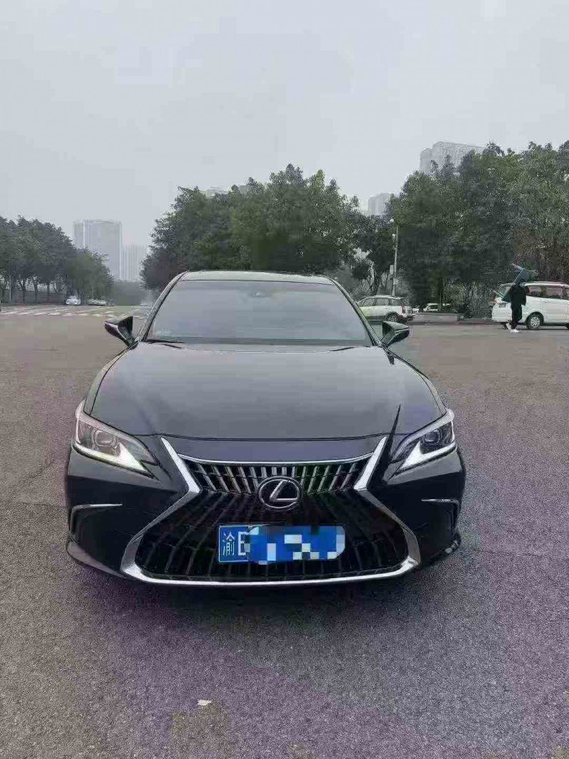 重庆23年雷克萨斯ES1