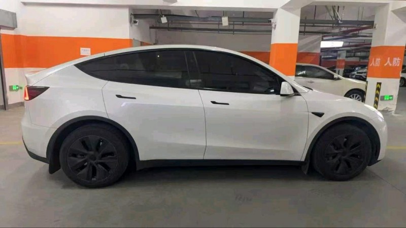 无锡24年特斯拉MODEL Y4