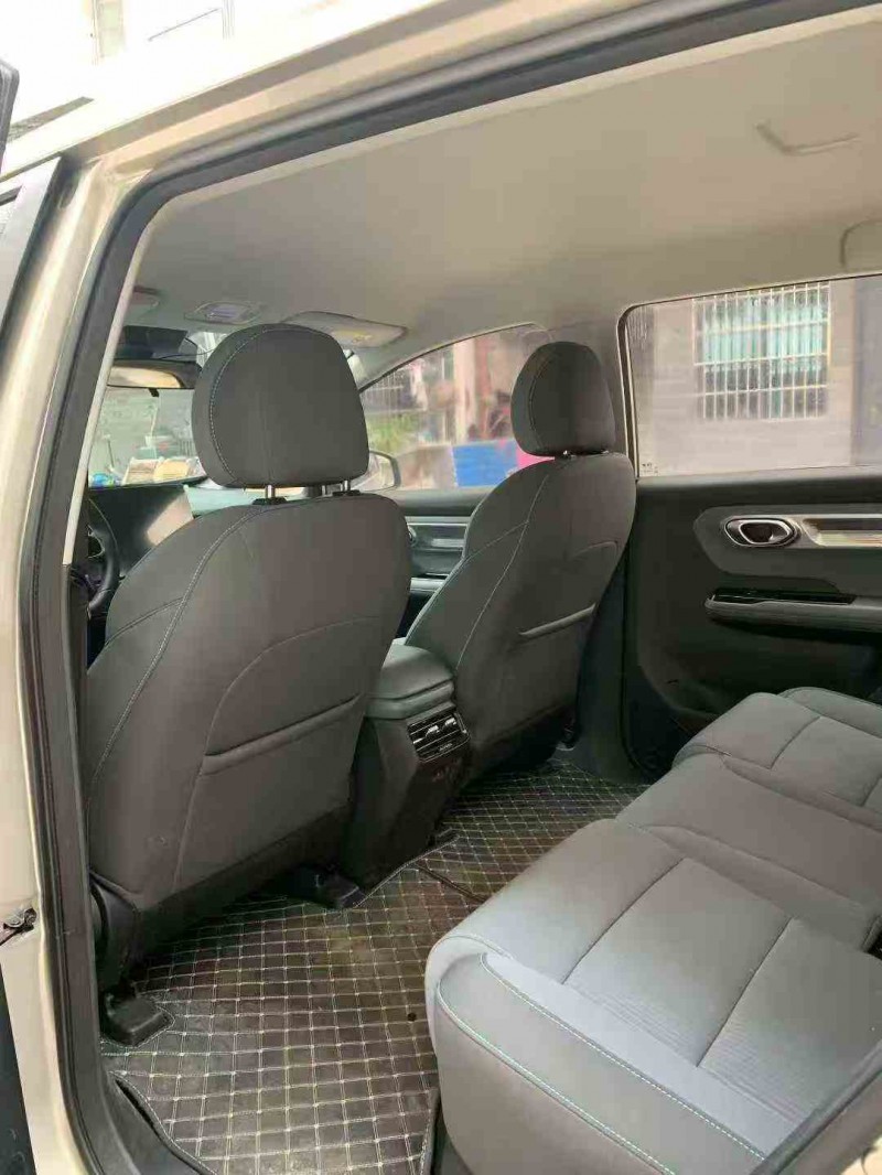 张家界24年传祺埃安Y6