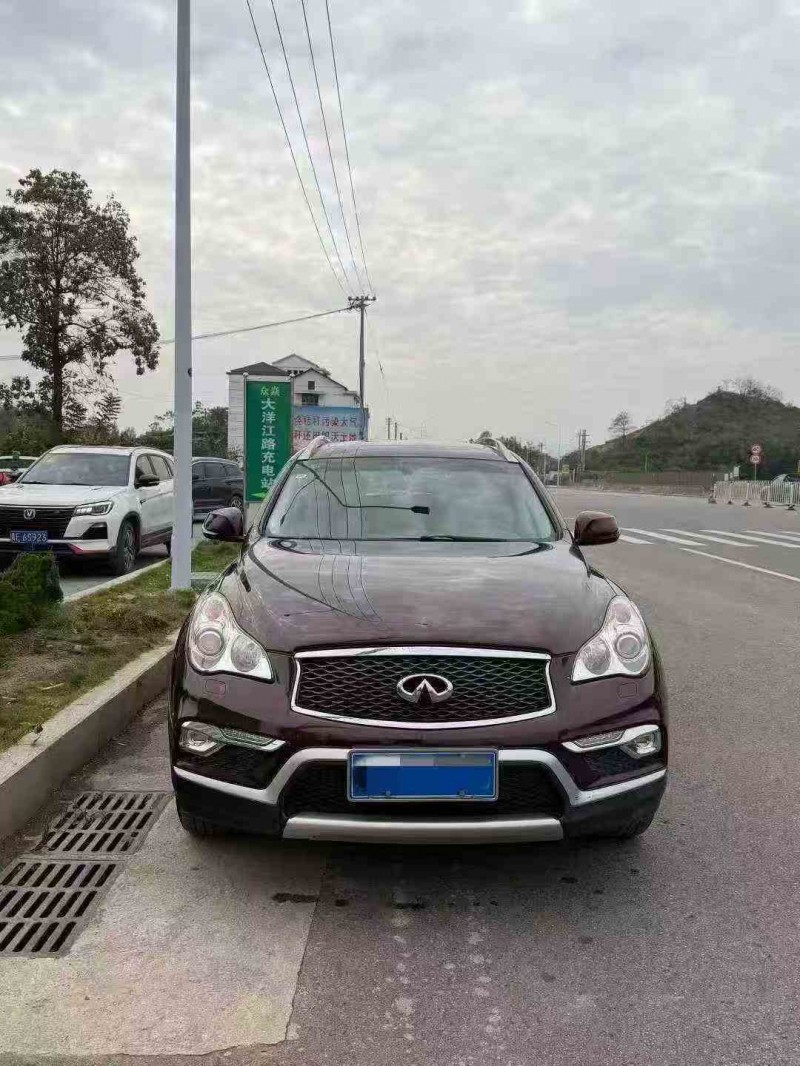 常德18年英菲尼迪QX501