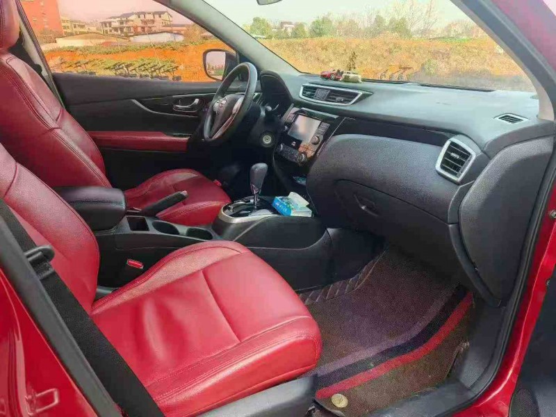 常德19年日产逍客3