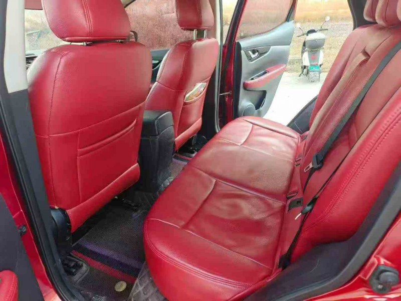 常德19年日产逍客5