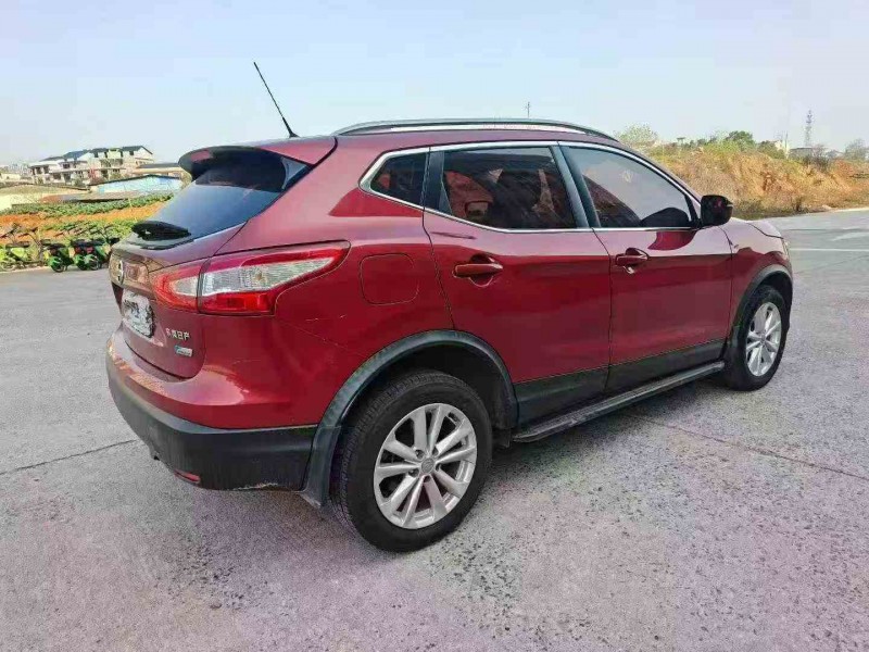 常德19年日产逍客6