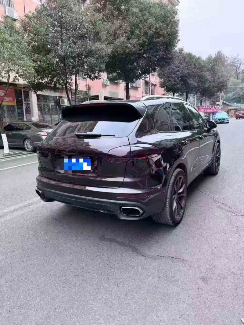 株洲17年保时捷卡宴7