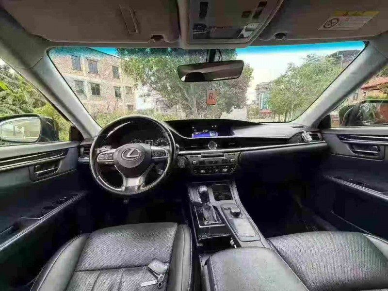 江门16年雷克萨斯ES4